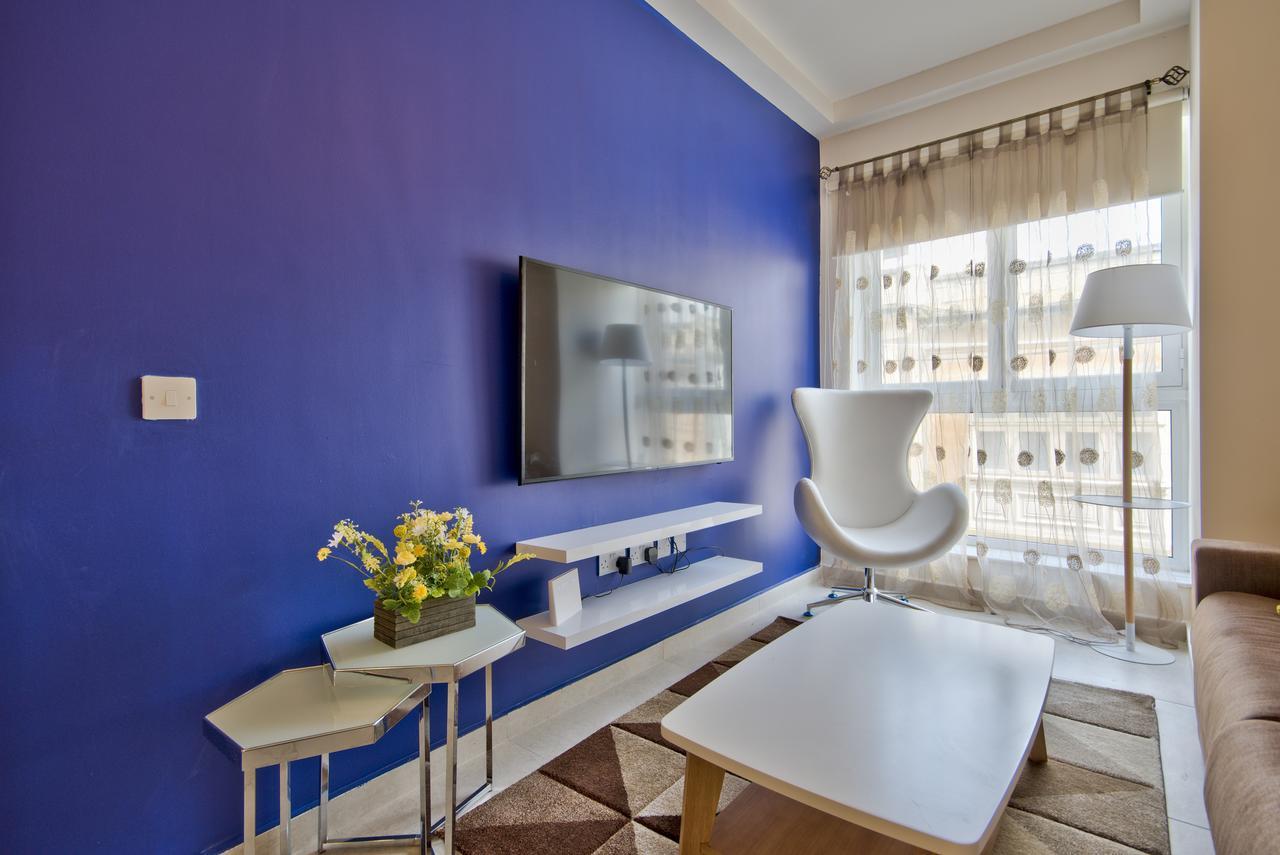 "Centre Point" Apartment San Ġiljan Buitenkant foto